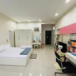 Helen\'S Homestay Large Room